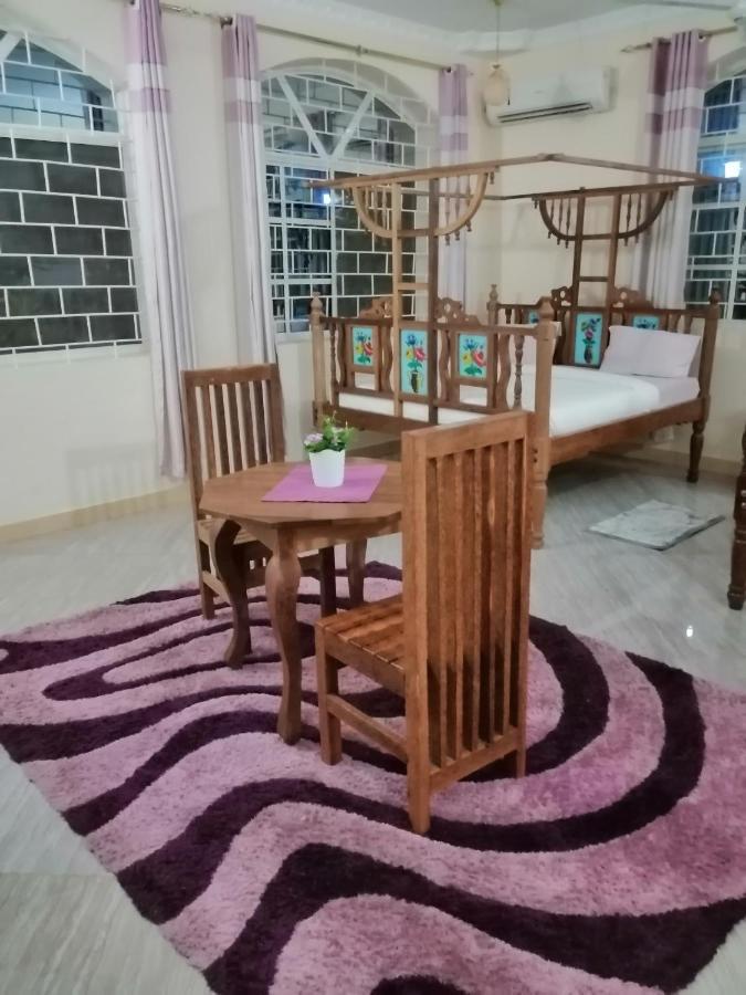 Salhiya Lodge 잔지바르 외부 사진